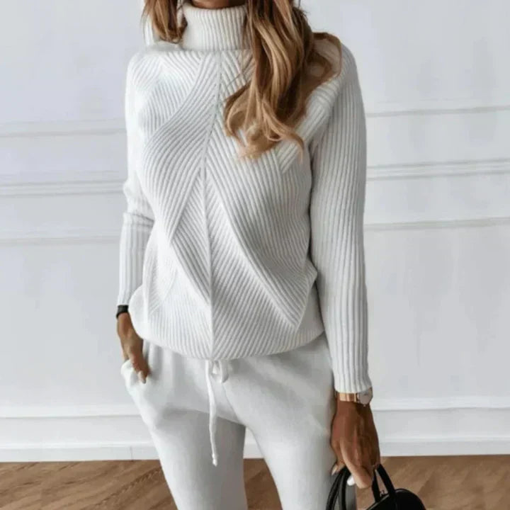 Mila | Feminine Soft Turtleneck Knit