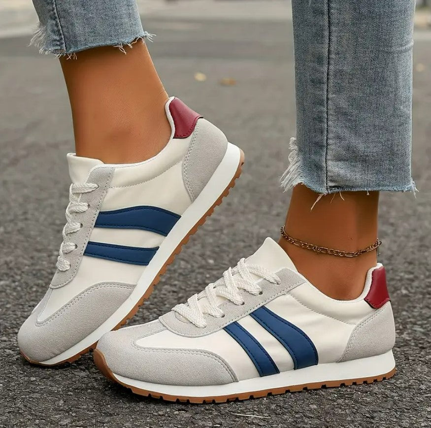 Mia | Orthopedic Sneakers for Urban Comfort