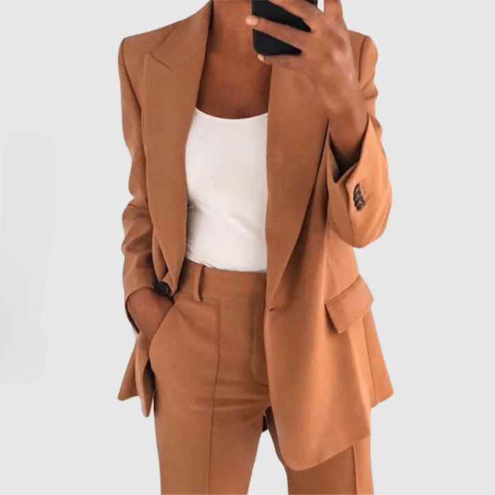 Chic Blazer Set: Effortless Elegance
